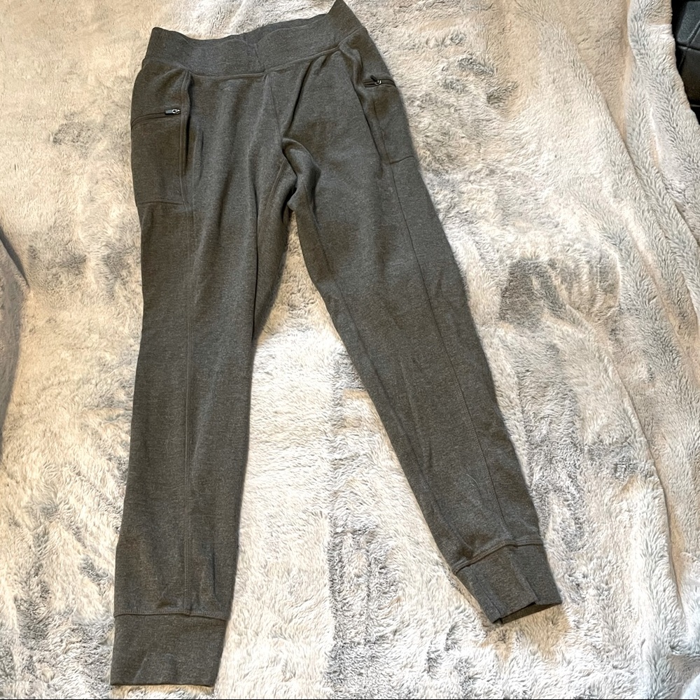 Athletic Works Grey Leggings with Zippered Pockets Size S 4/6